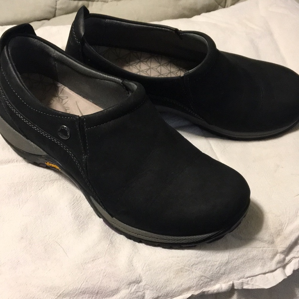 Dansko Patti Waterproof Slip Ons Womens Size 8M